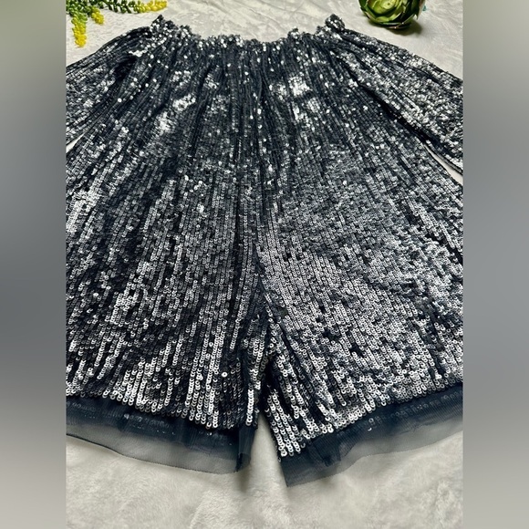 Free People Emilia Sequin Off Shoulder Romper in  Gunmetal Silver NWT Small - Picture 9 of 16
